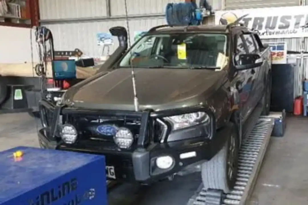 Car servicing and repairs near Sheidow Park at Trusted Mechanical, Lonsdale
