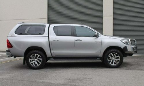 Hilux Canopy 2